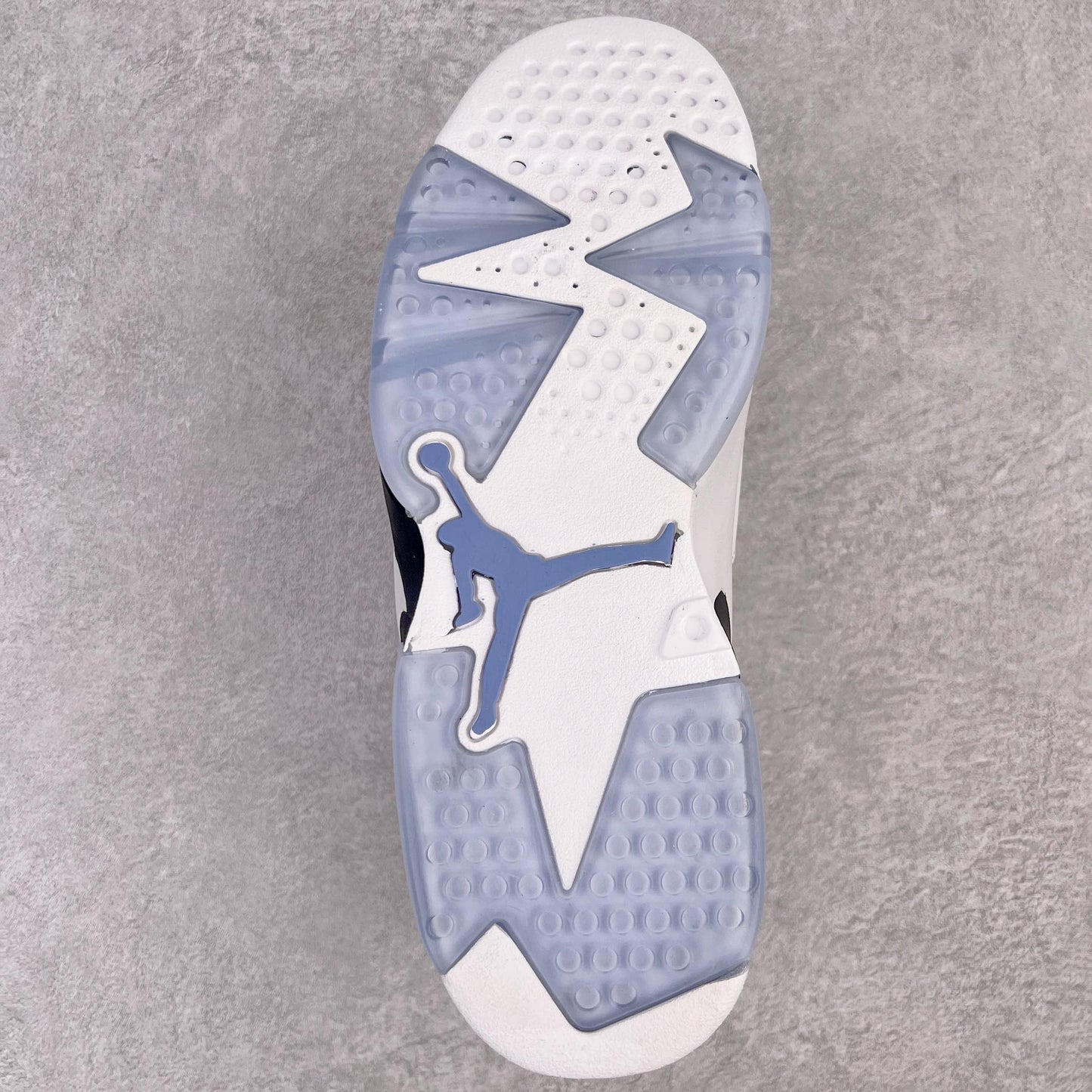 Air Jordan 6 Retro University Blue