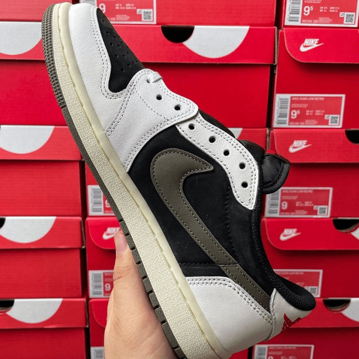 Travis Scott x Air Jordan 1 Low Olive