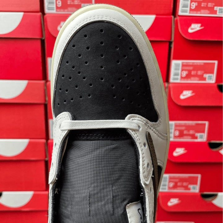 Travis Scott x Air Jordan 1 Low Olive