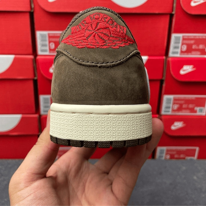 Travis Scott x Air Jordan 1 Low Retro SP Dark Mocha
