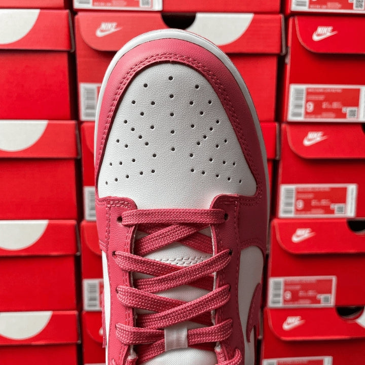 Dunk Low Archeo Pink