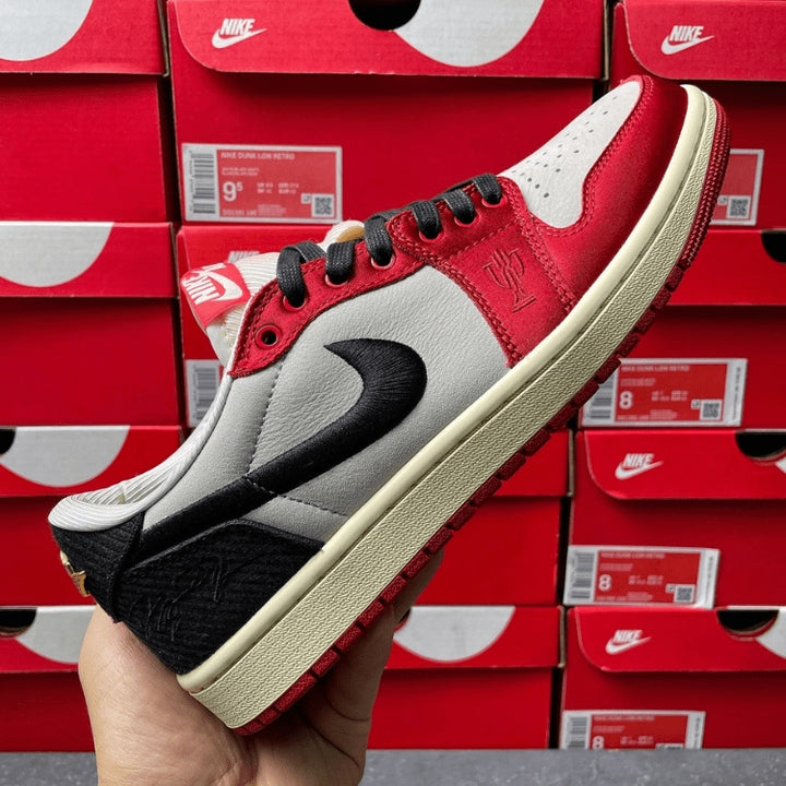 Air Jordan 1 Low Trophy Room Away
