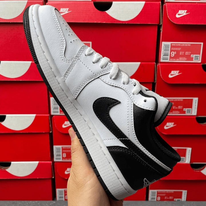 Air Jordan 1 Low White Black
