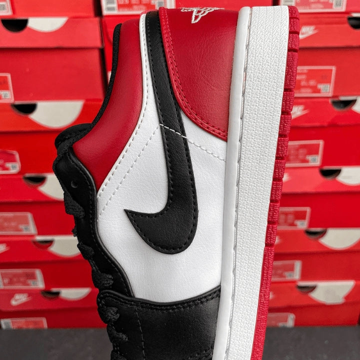 Air Jordan 1 Low Bred Toe