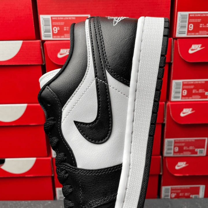 Air Jordan 1 Low Panda Edition
