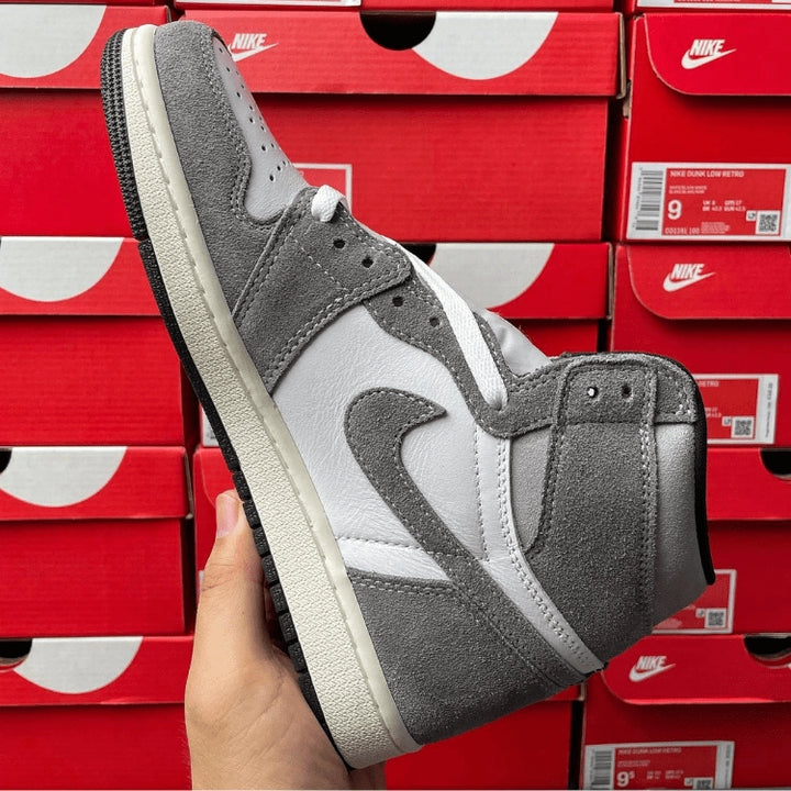 Air Jordan 1 Retro High OG Washed Black