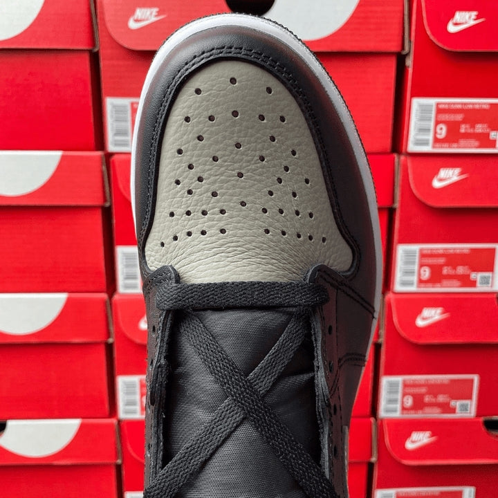 Air Jordan 1 Retro High OG Shadow