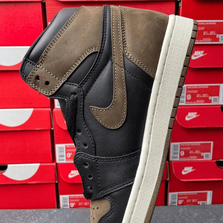 Air Jordan 1 High OG Palomino