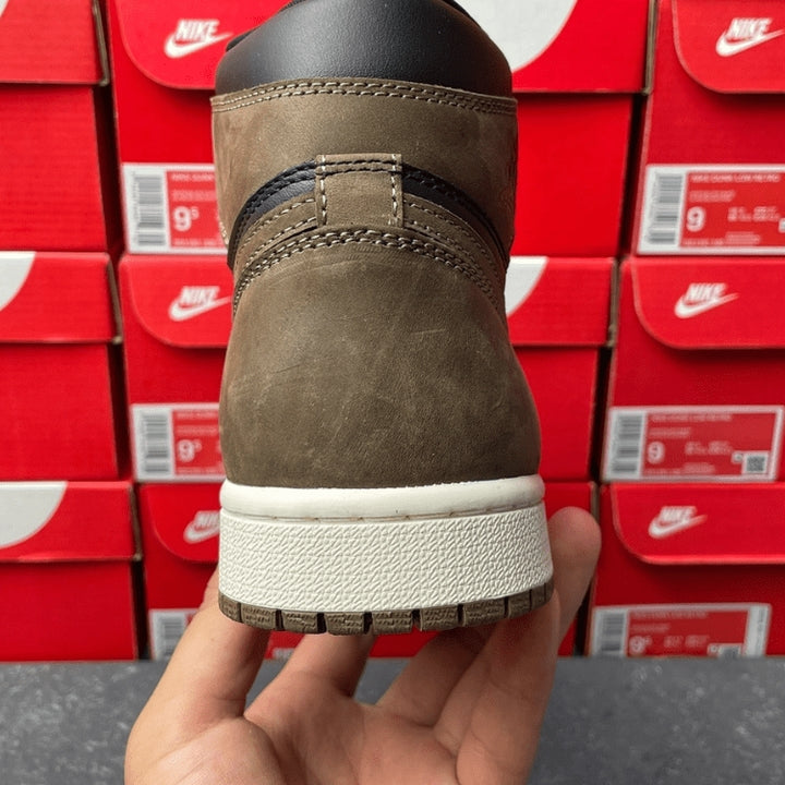 Air Jordan 1 High OG Palomino