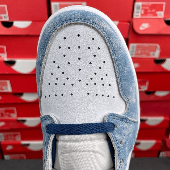 Air Jordan 1 Mid French Blue