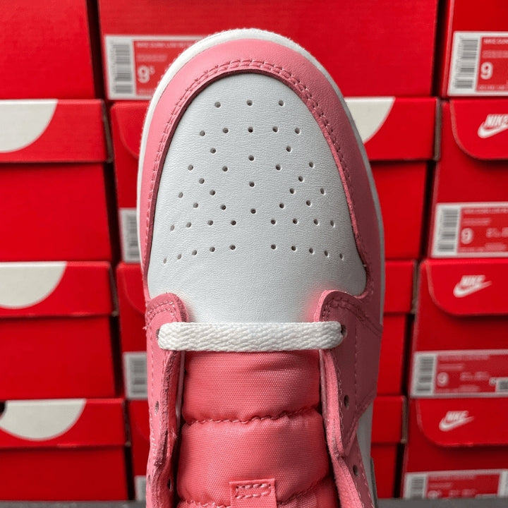 Air Jordan 1 Mid Valentines Day