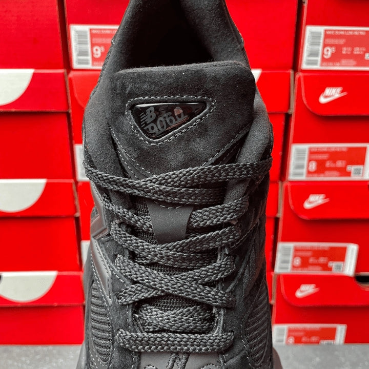 New Balance 9060 Triple Black