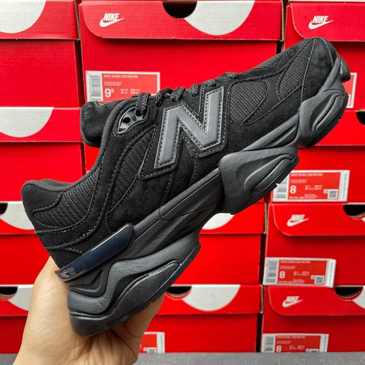 New Balance 9060 Triple Black