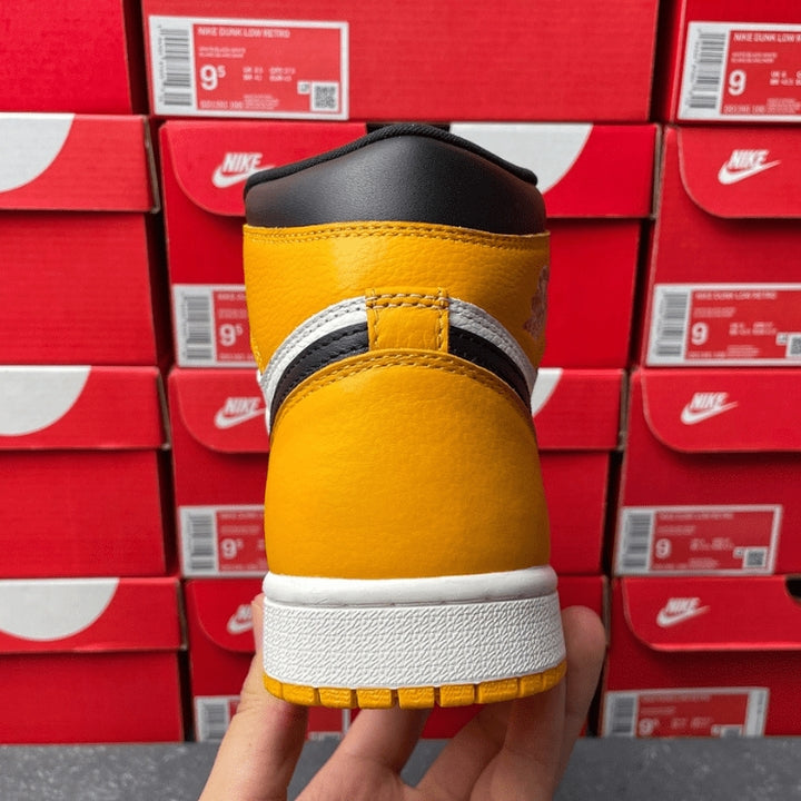 Air Jordan 1 Retro High OG Taxi