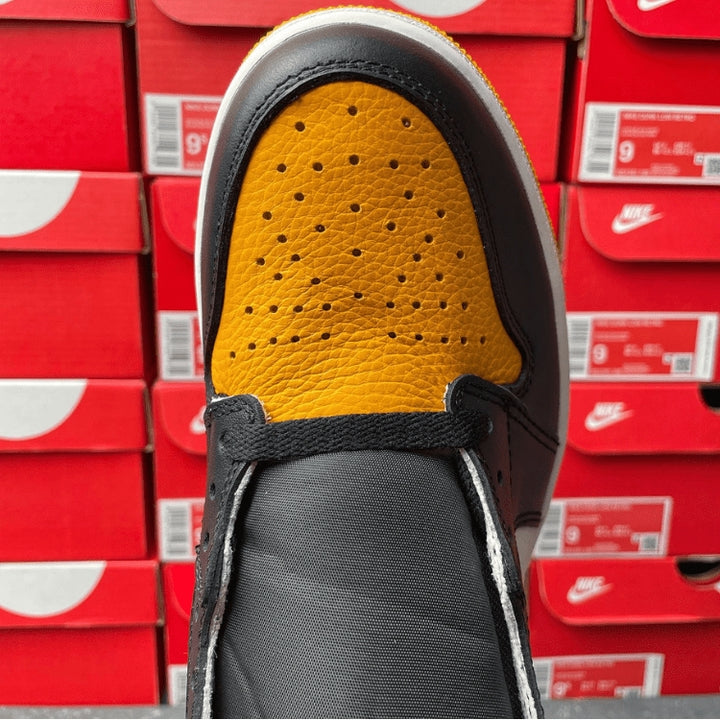 Air Jordan 1 Retro High OG Taxi