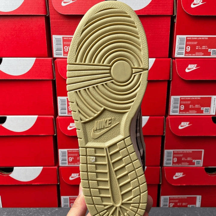 Dunk Low SB x Travis Scott "Cactus Jack"