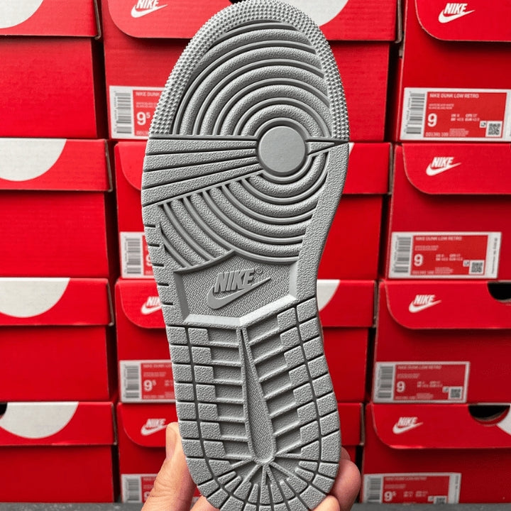 Air Jordan 1 Low Shadow