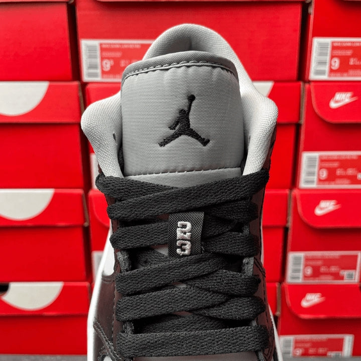 Air Jordan 1 Low Shadow