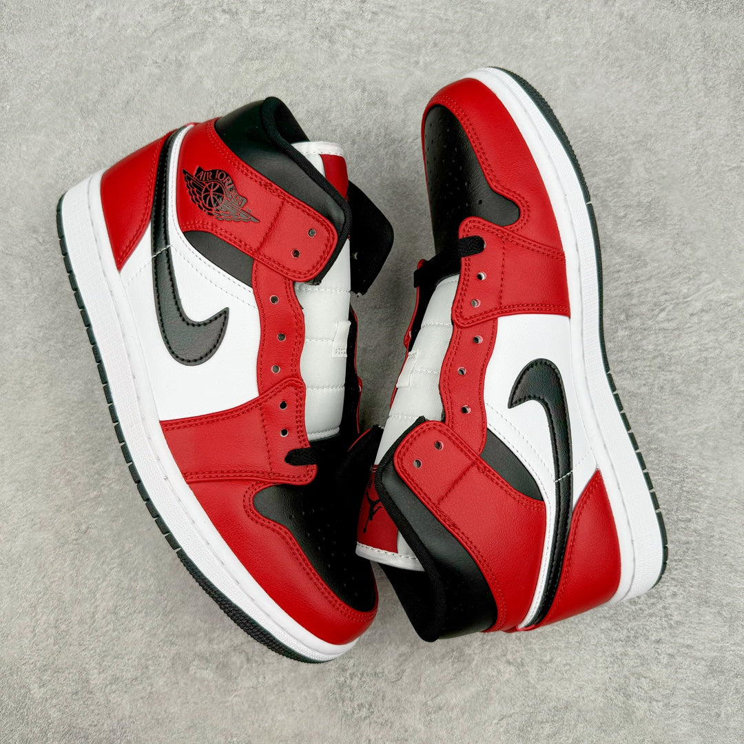 Air Jordan 1 Mid Chicago