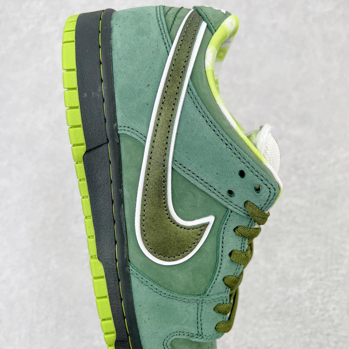 Dunk Low SB x Concepts 'Green Lobster'