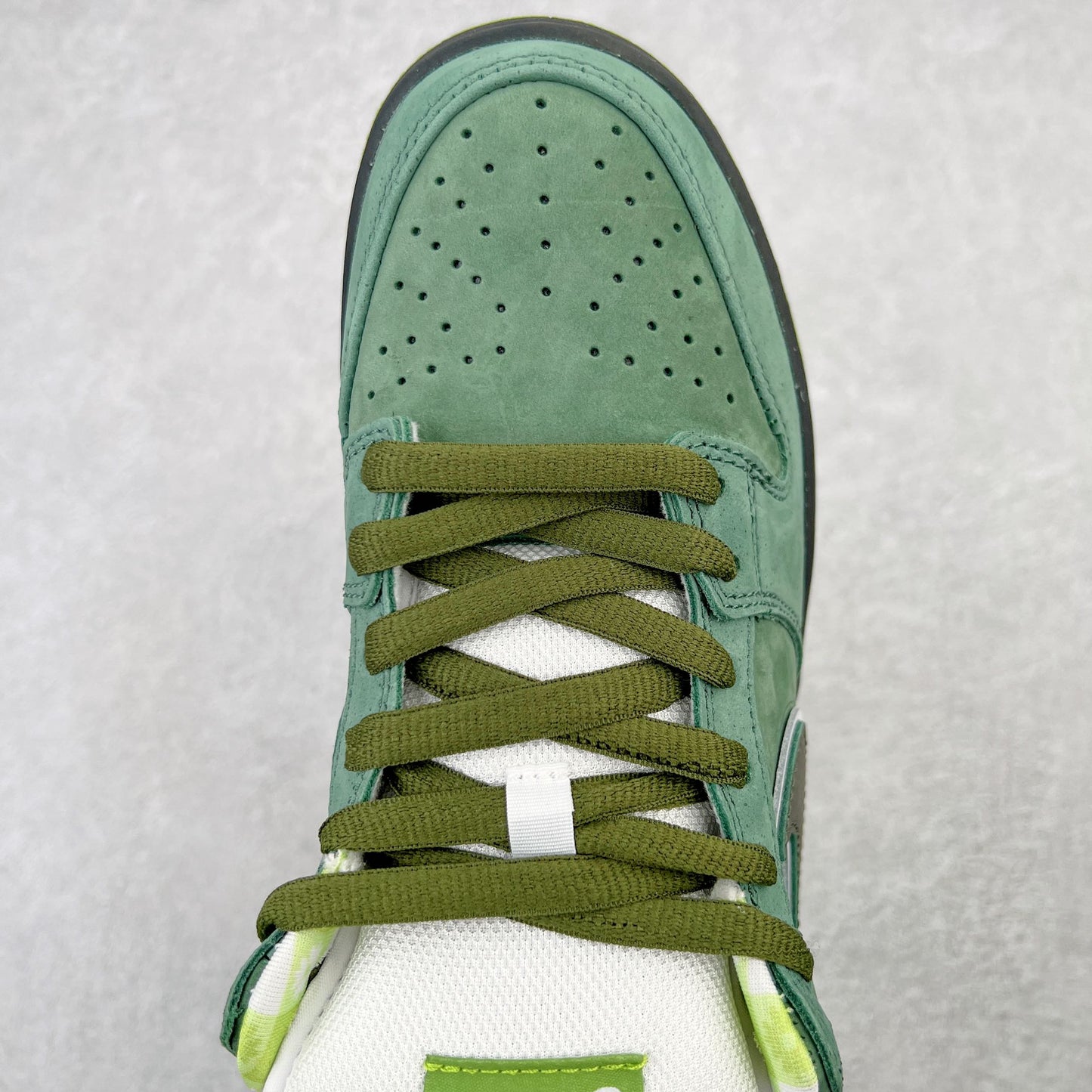 Dunk Low SB x Concepts 'Green Lobster'
