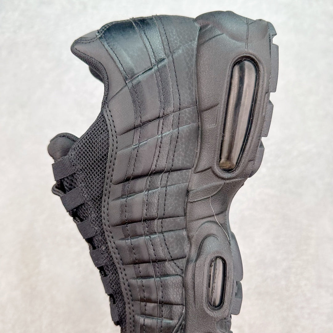 Air Max 95 Essential Black
