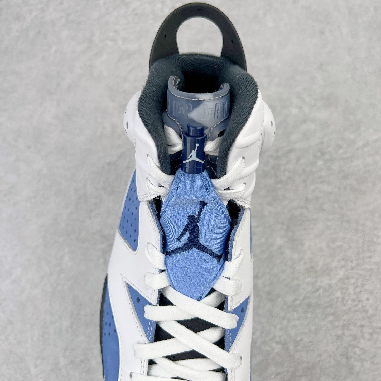 Air Jordan 6 Retro University Blue