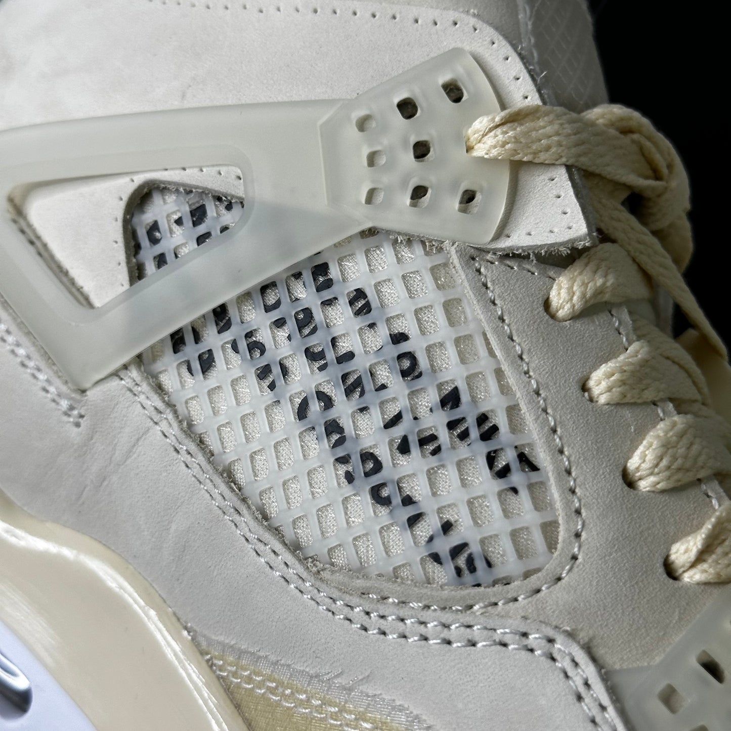 Air Jordan 4 Retro X Off-White 'Sail'