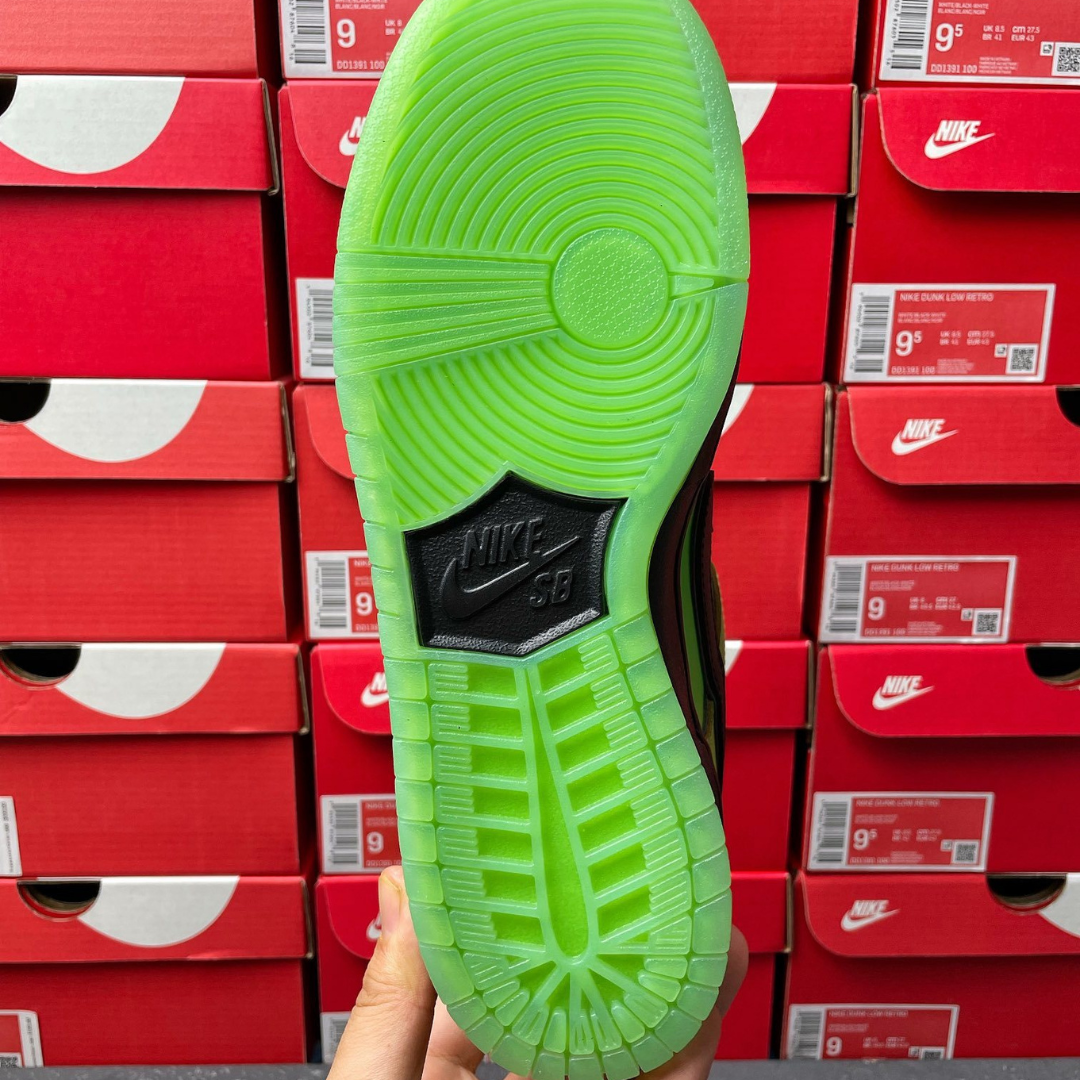 Dunk Low SB “The Powerpuff Girls Buttercup”