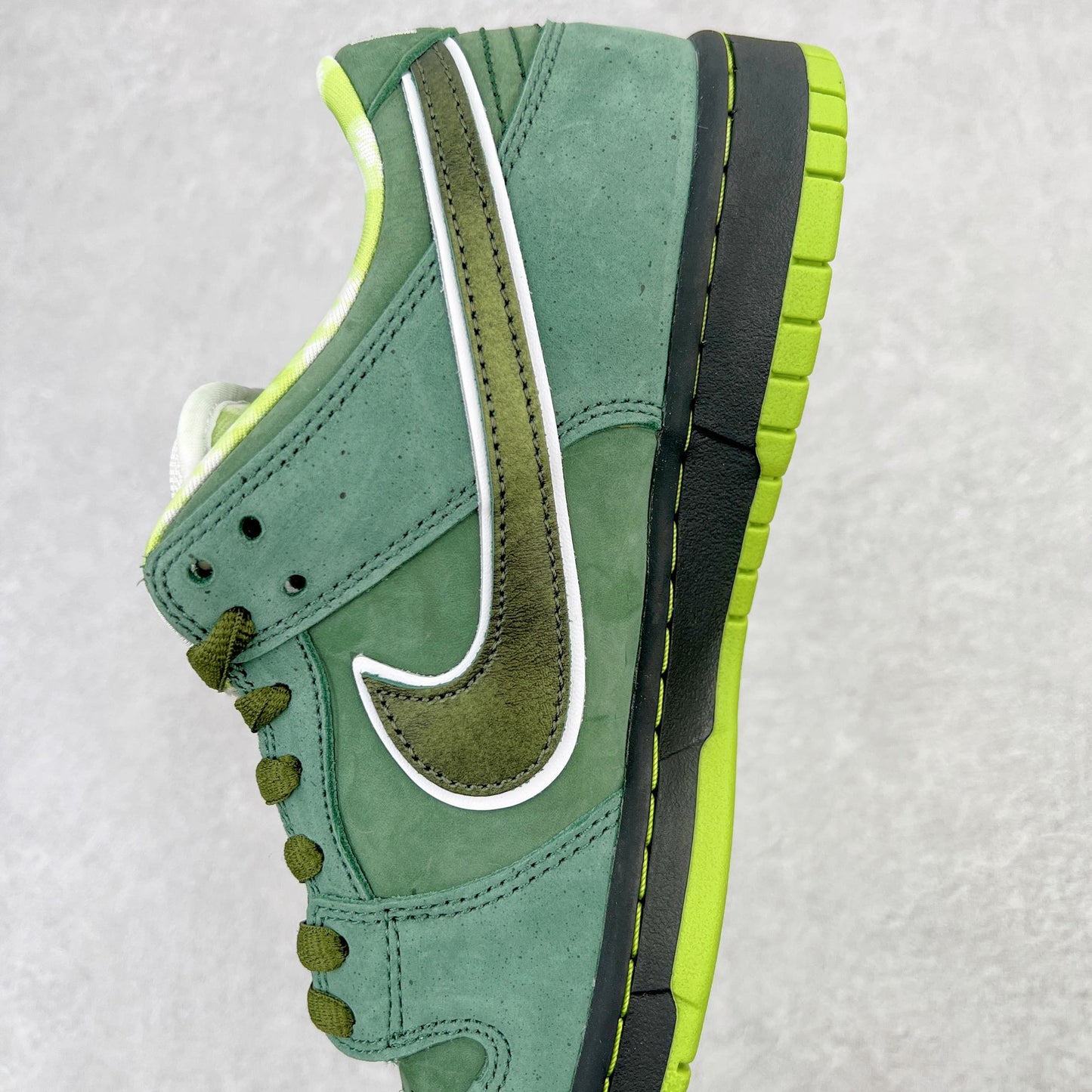 Dunk Low SB x Concepts 'Green Lobster'