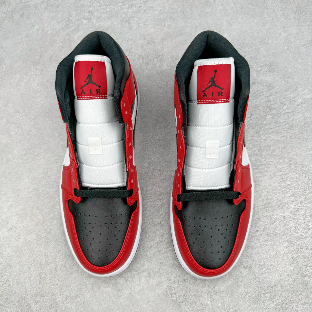 Air Jordan 1 Mid Chicago