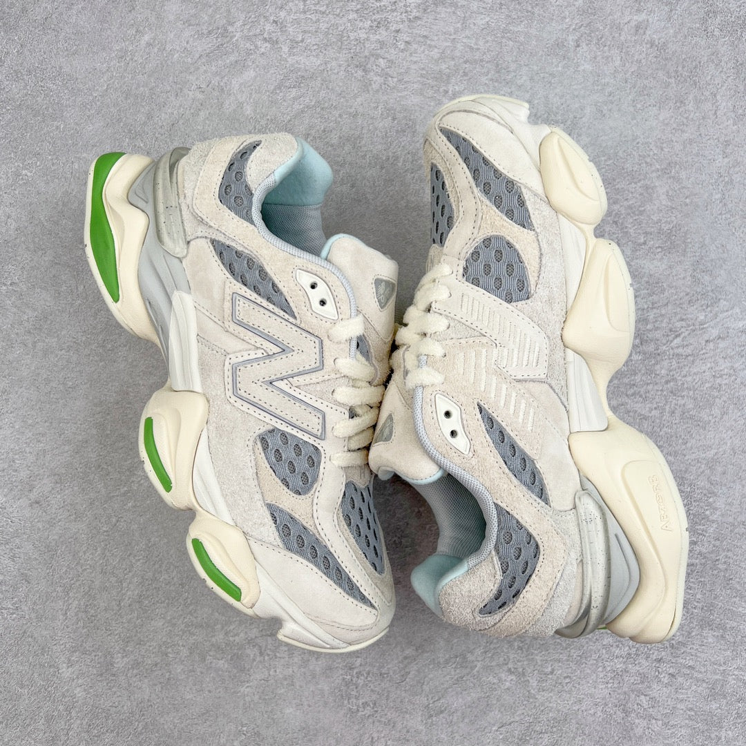 New Balance 9060 Bricks & Wood
