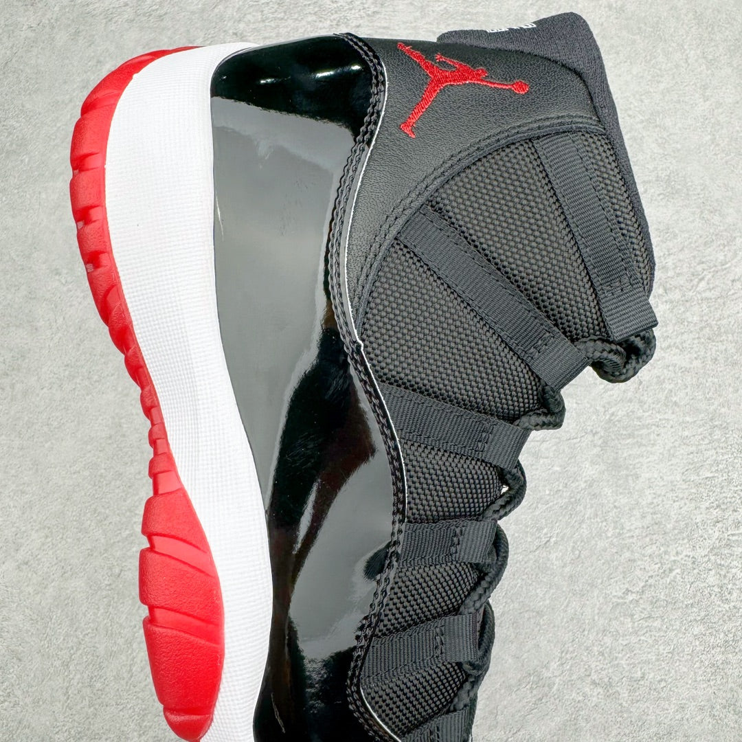 Air Jordan 11 Retro Bred