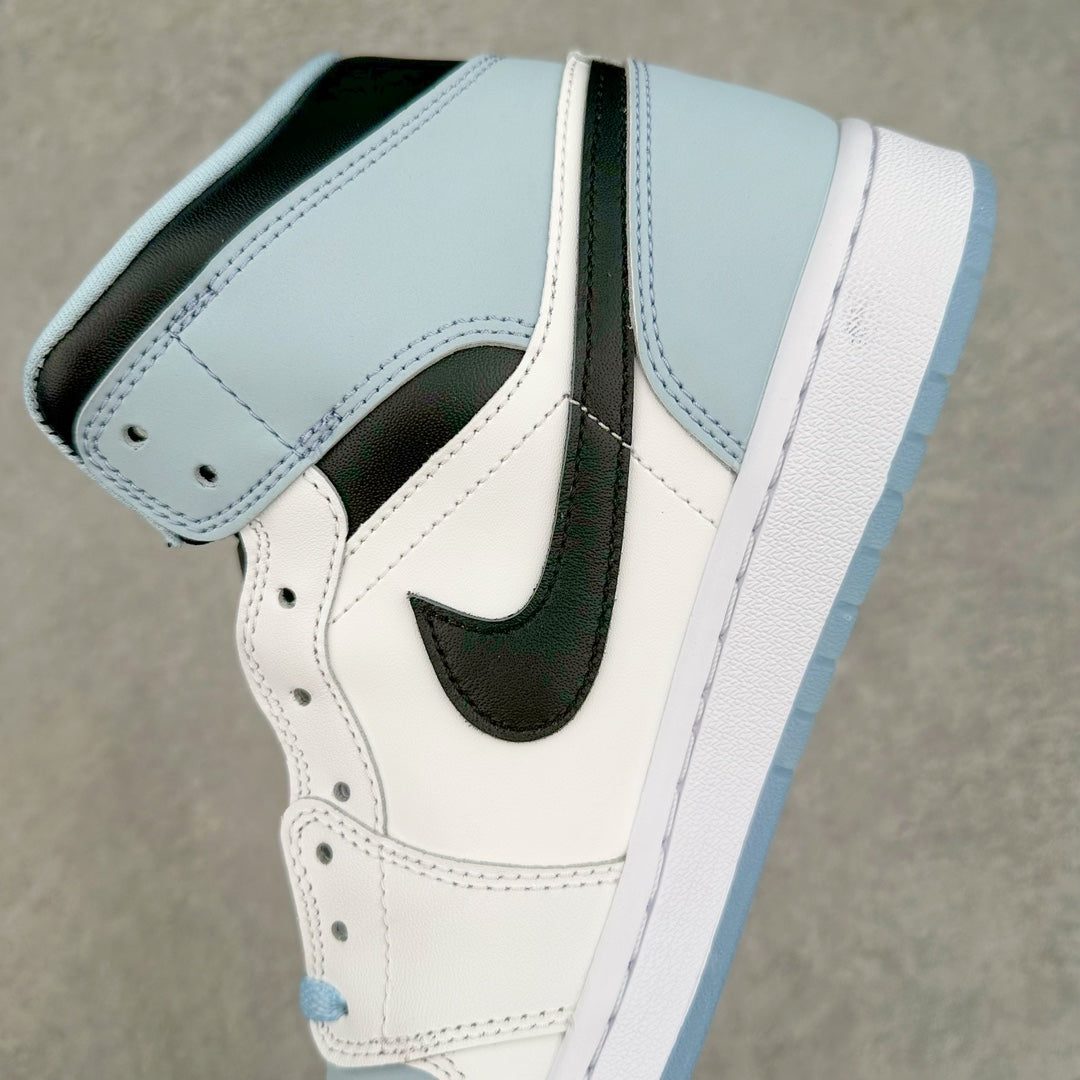 Air Jordan 1 Mid SE Ice Blue