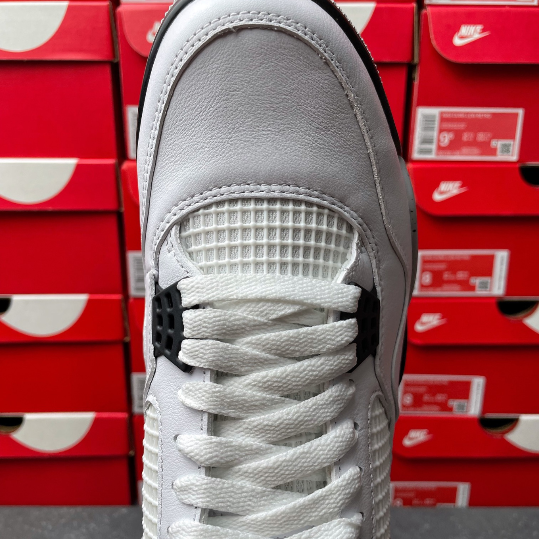 Air Jordan 4 Retro White Cement