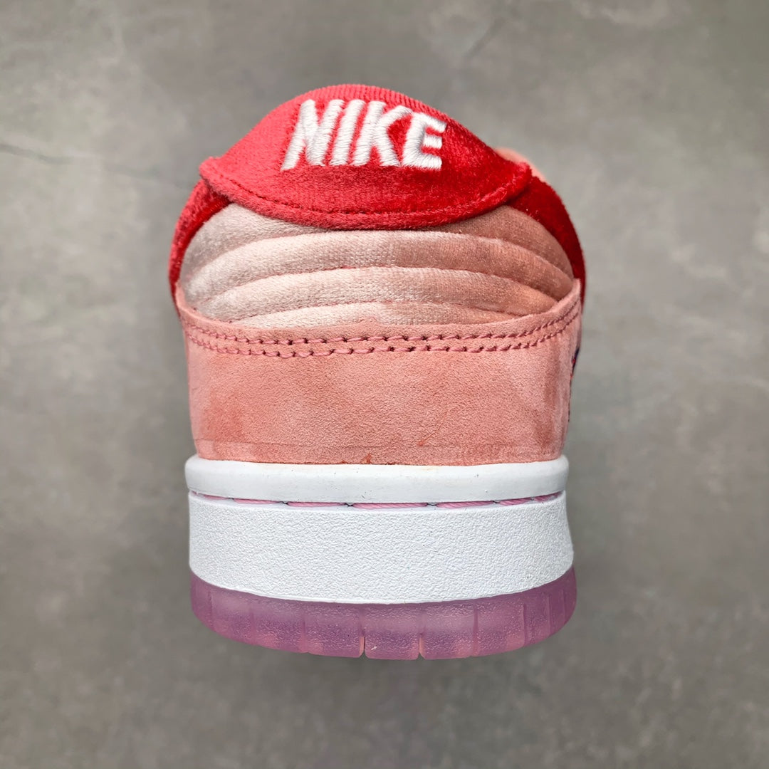 Dunk SB Low Strangelove