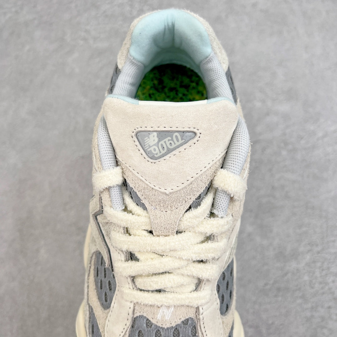 New Balance 9060 Bricks & Wood
