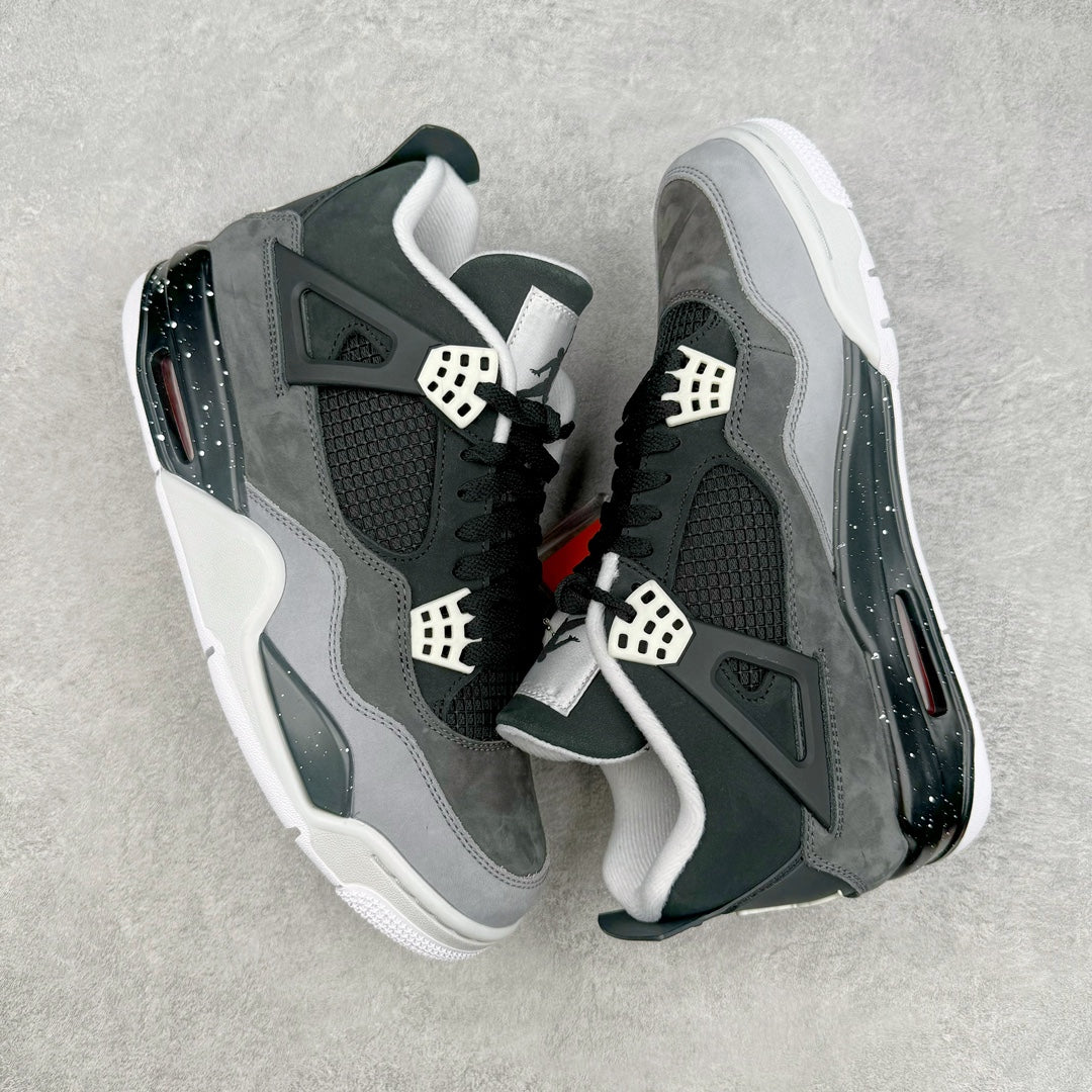 Air Jordan 4 Retro Fear