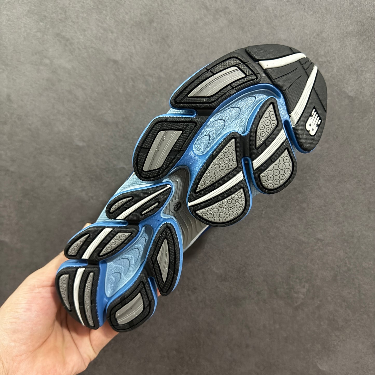 New Balance Abzorb 2000 Baby Blue