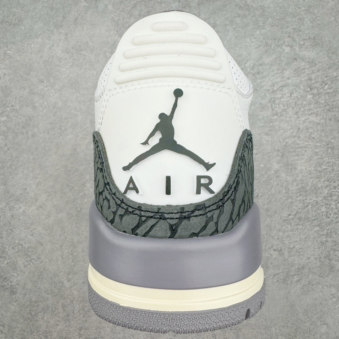 Air Jordan 3 Retrô Cement Grey