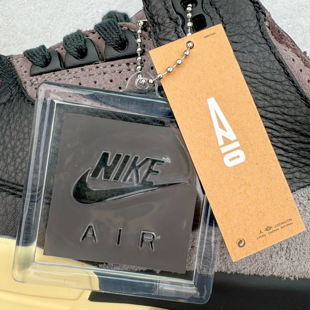 Air Jordan 3 Retrô OG SP x A Ma Maniere Black Violet Ore