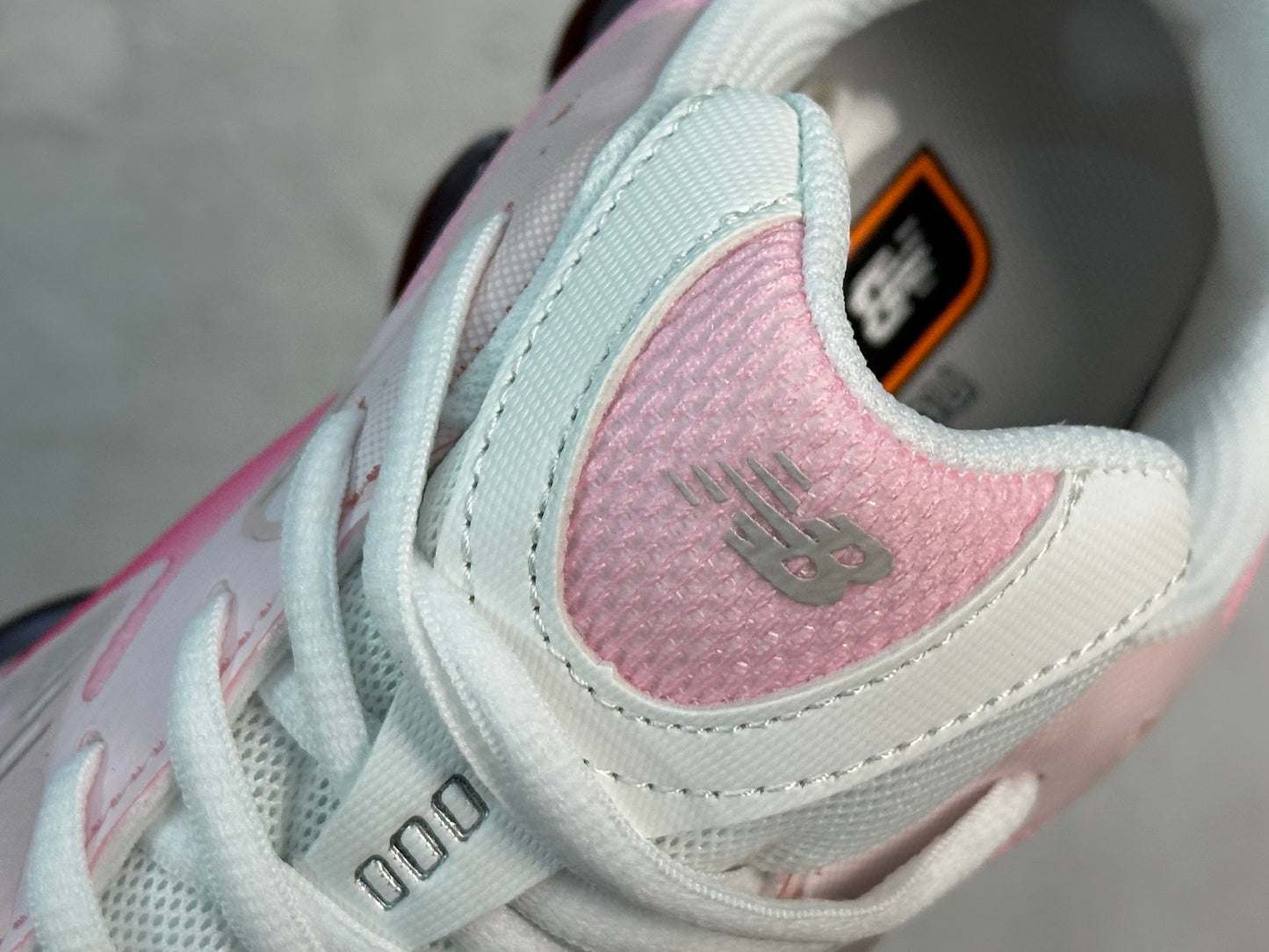 New Balance Abzorb 2000 Rose Sugar