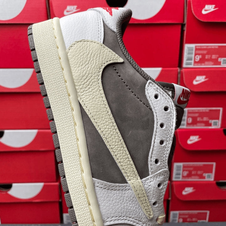Travis Scott x Air Jordan 1 Low Reverse Mocha