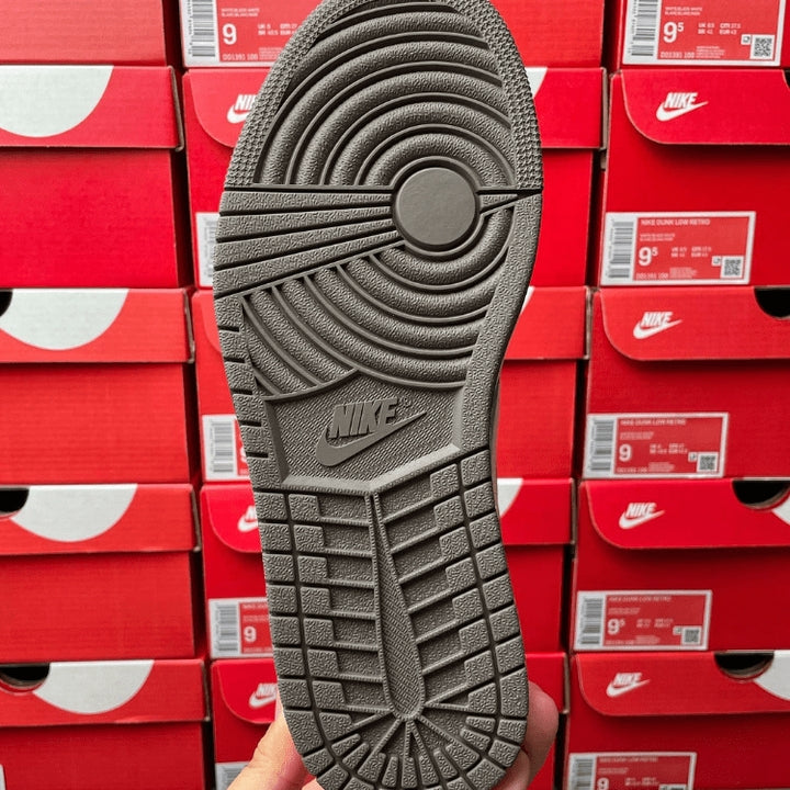 Travis Scott x Air Jordan 1 Low Reverse Mocha