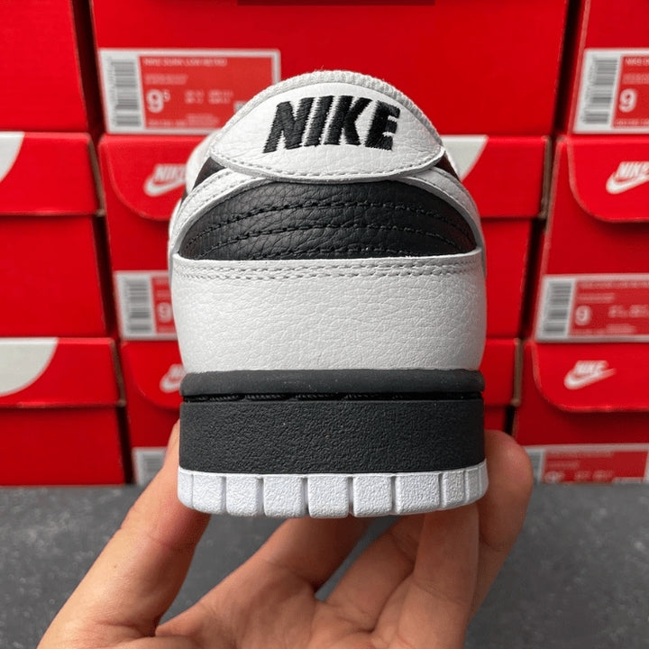 Dunk Low Reverse Panda