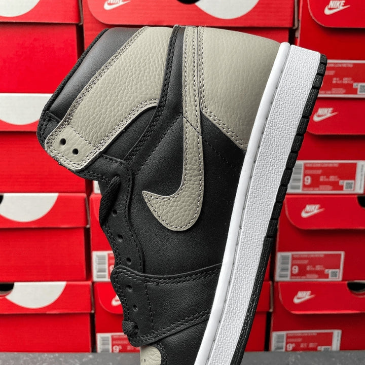 Air Jordan 1 Retro High OG Shadow