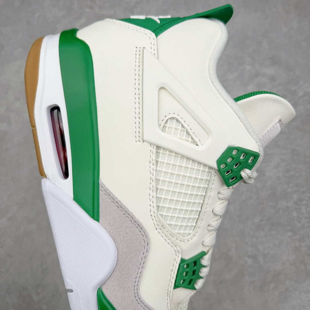 Air Jordan 4 Pine Green