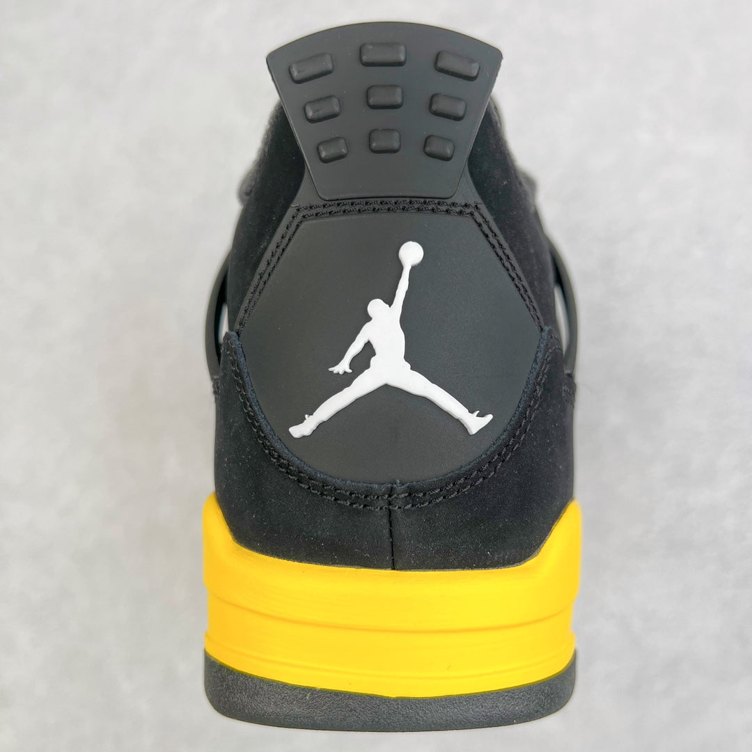 Air Jordan 4 Thunder