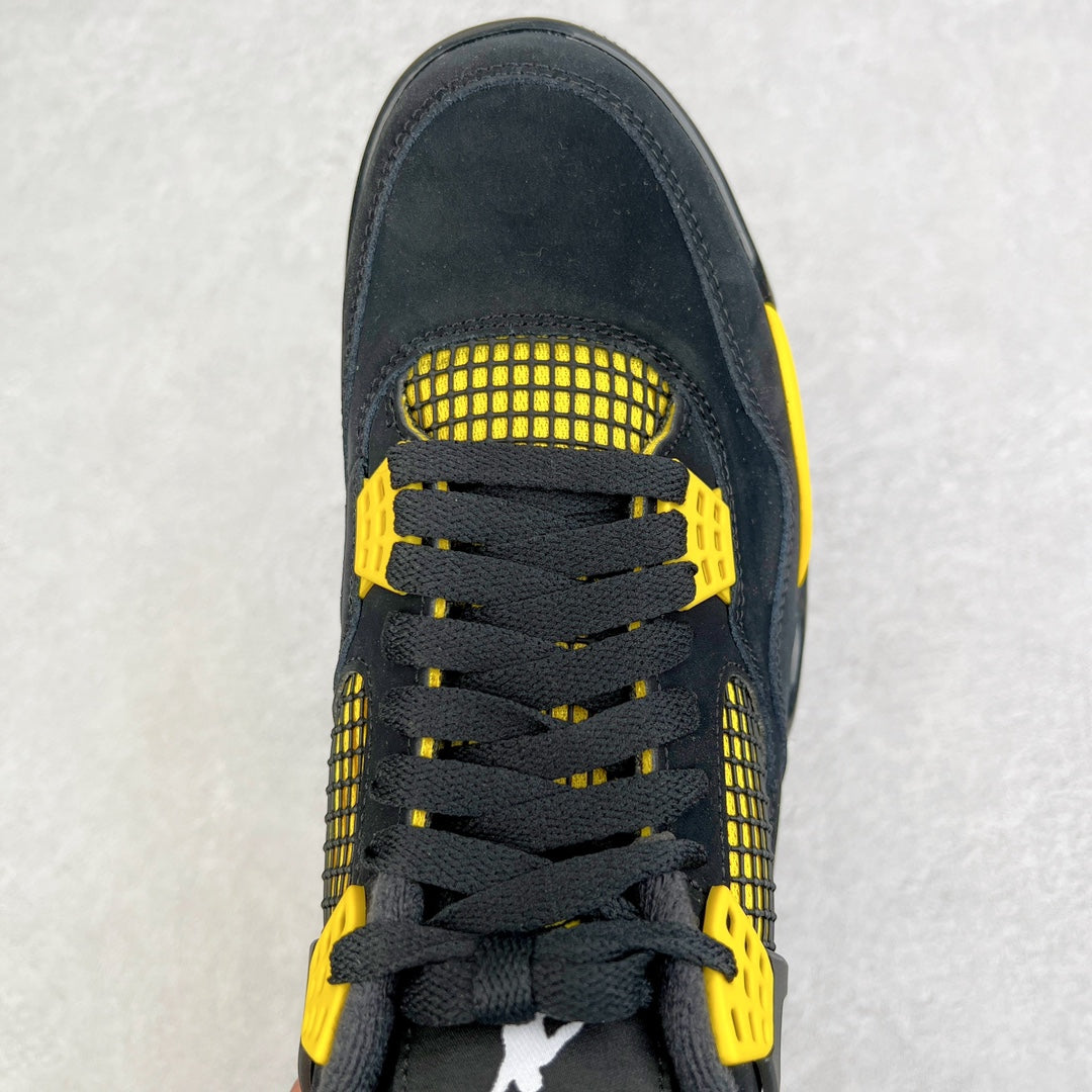 Air Jordan 4 Thunder