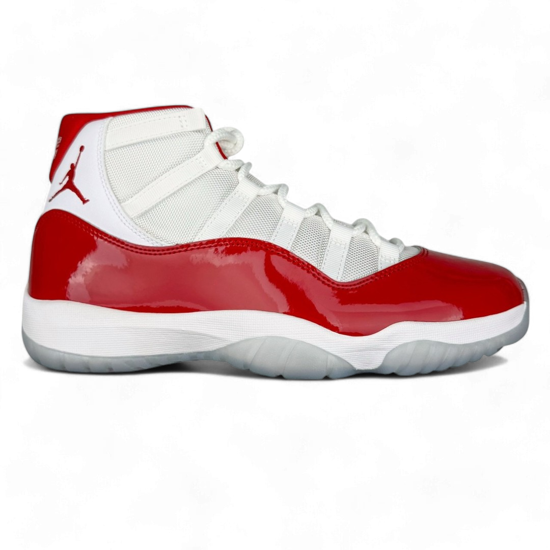 Air Jordan 11 Retro Varsity Red